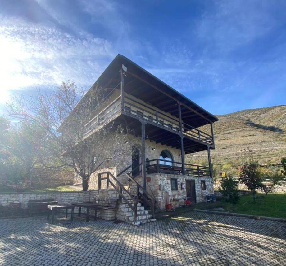 Apartamento Quiet Near - Scenic Balcony & Garden
